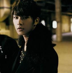 爆料炎亚纶恋情的细节视频,细节视频揭秘甜蜜瞬间  第3张